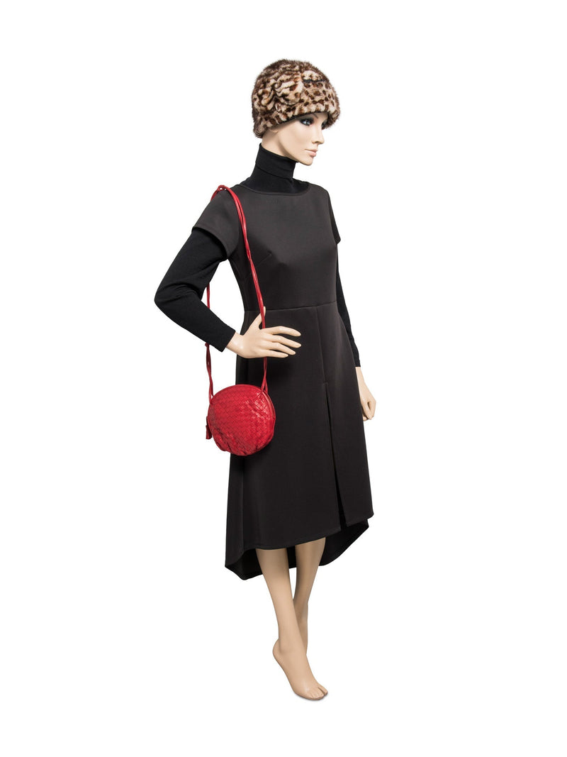 Bottega Veneta Vintage Intercciato Leather Tassel Messenger Bag Red-designer resale