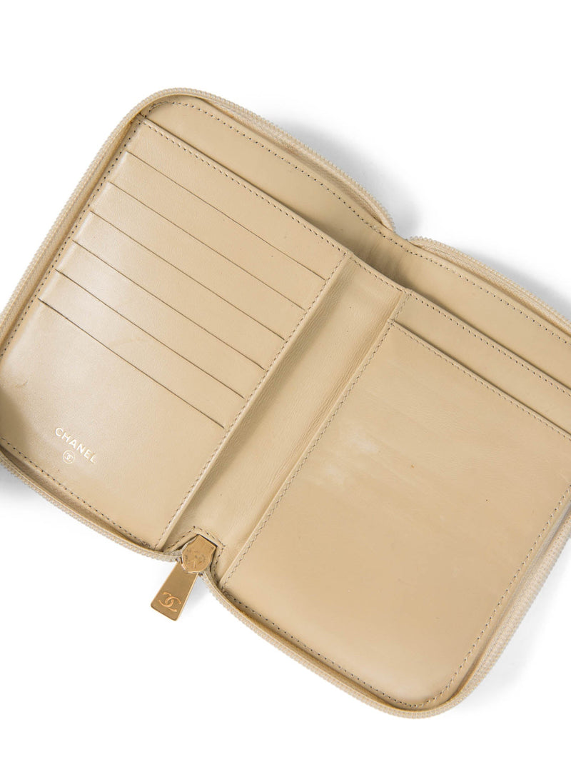 CHANEL CC Logo Caviar Leather Zippered Wallet Ivory-designer resale