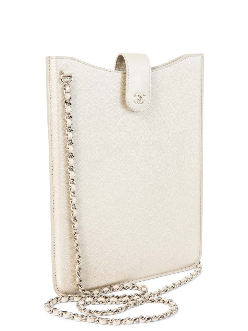 CHANEL CC Logo Caviar Messenger Bag Pearl Eggshell White-designer resale