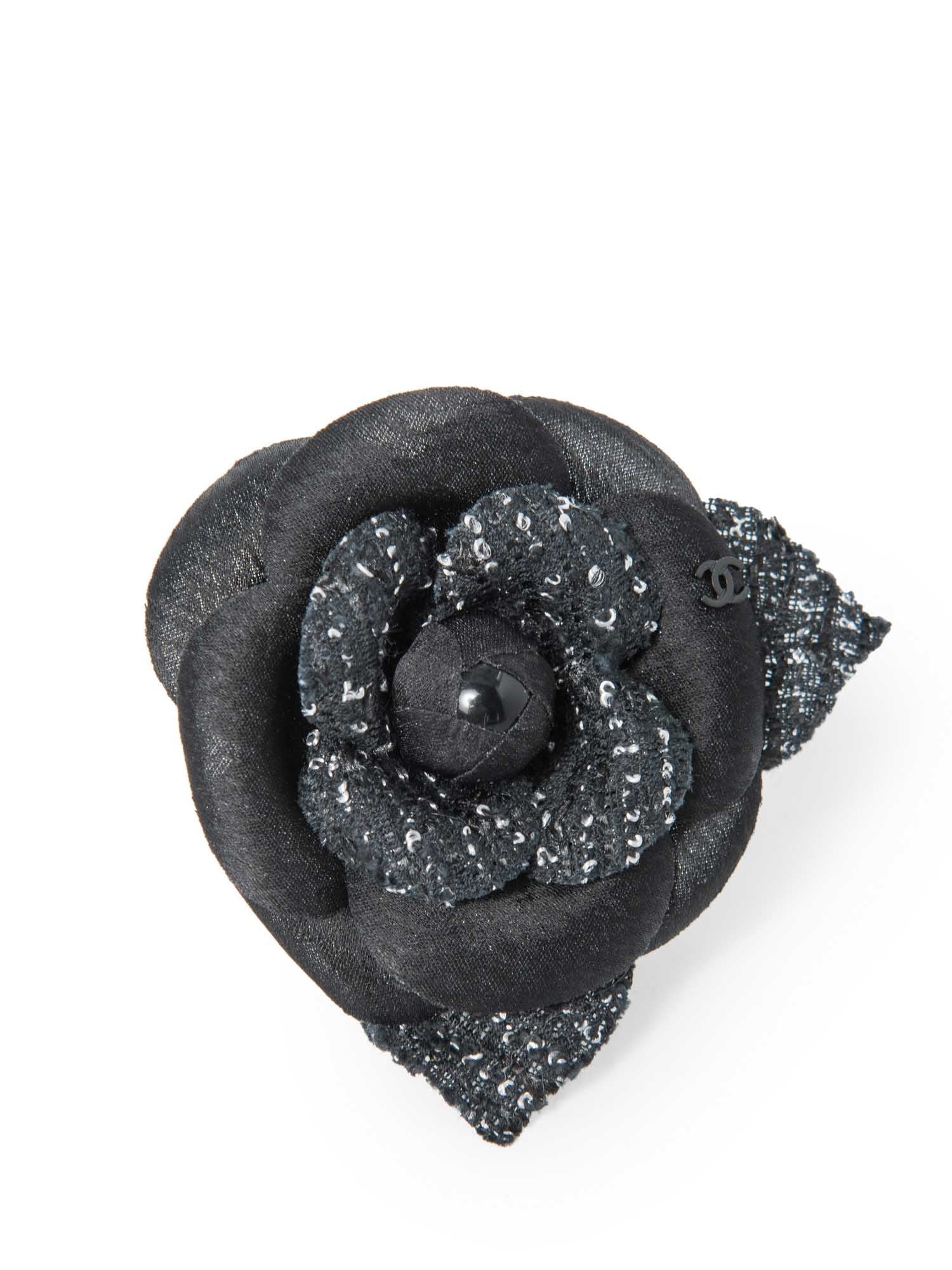 CHANEL CC Logo Tweed Silk Camellia Brooch Black White-designer resale