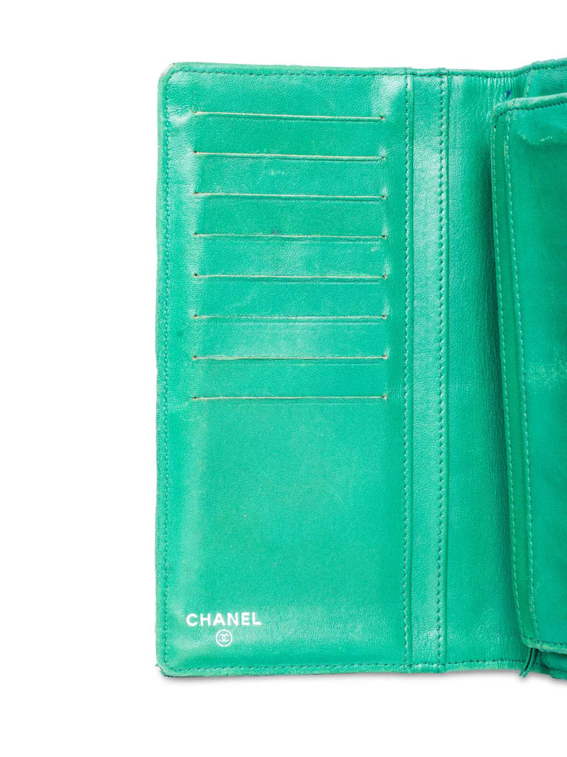 CHANEL CC Logo Vintage Perforated Quilted Leather Wallet Green-designer resale