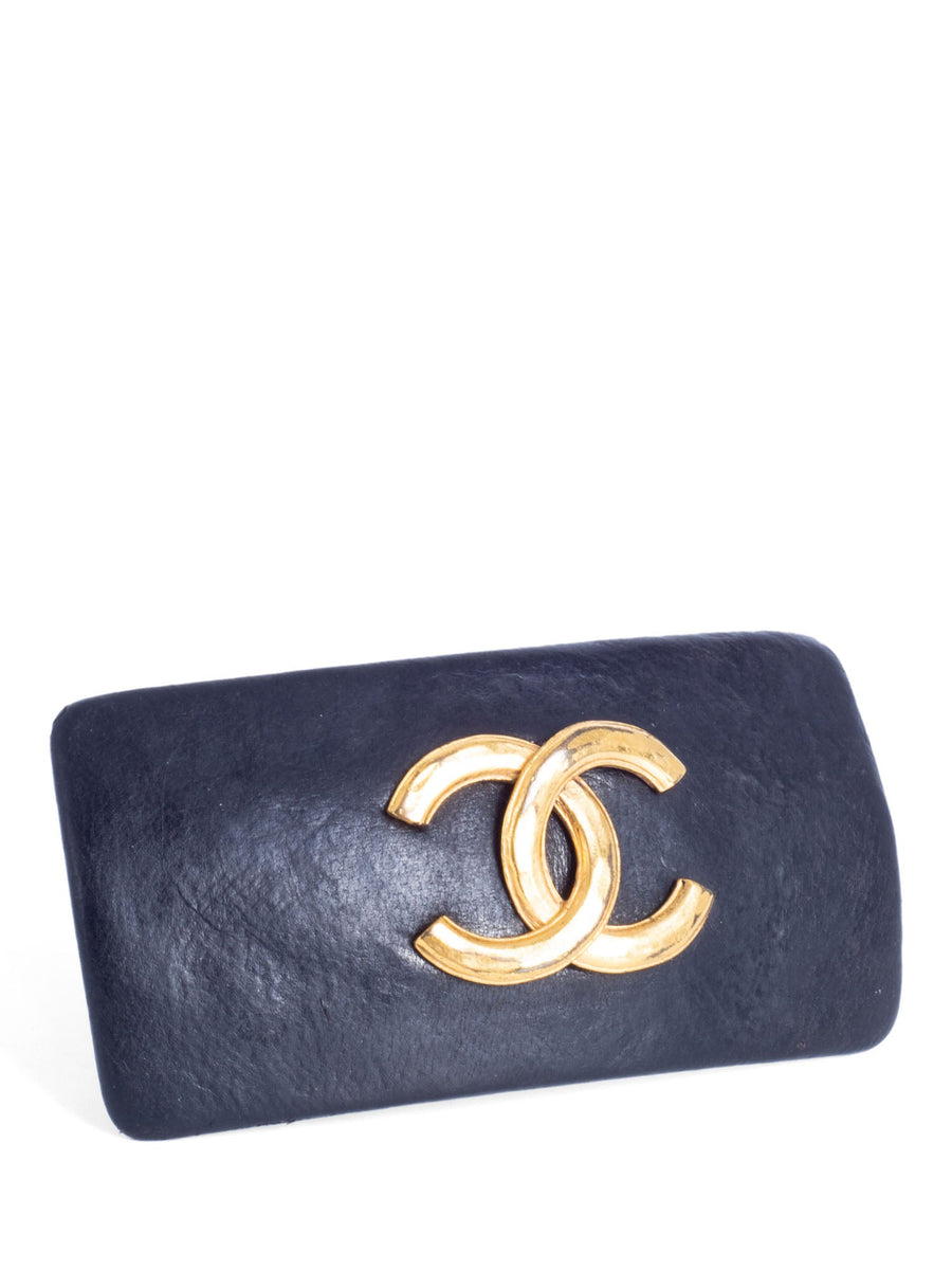 CHANEL Vintage CC Logo 24K Gold Hair Clip Black display picture 2