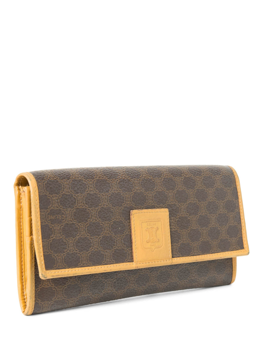 ★送料・関税込★CELINE★Gold Logo Card Wallet★ CELINE ZIPPED CARD HOLDER CUIR TRIOMPHE IN SHINY CALFSKIN