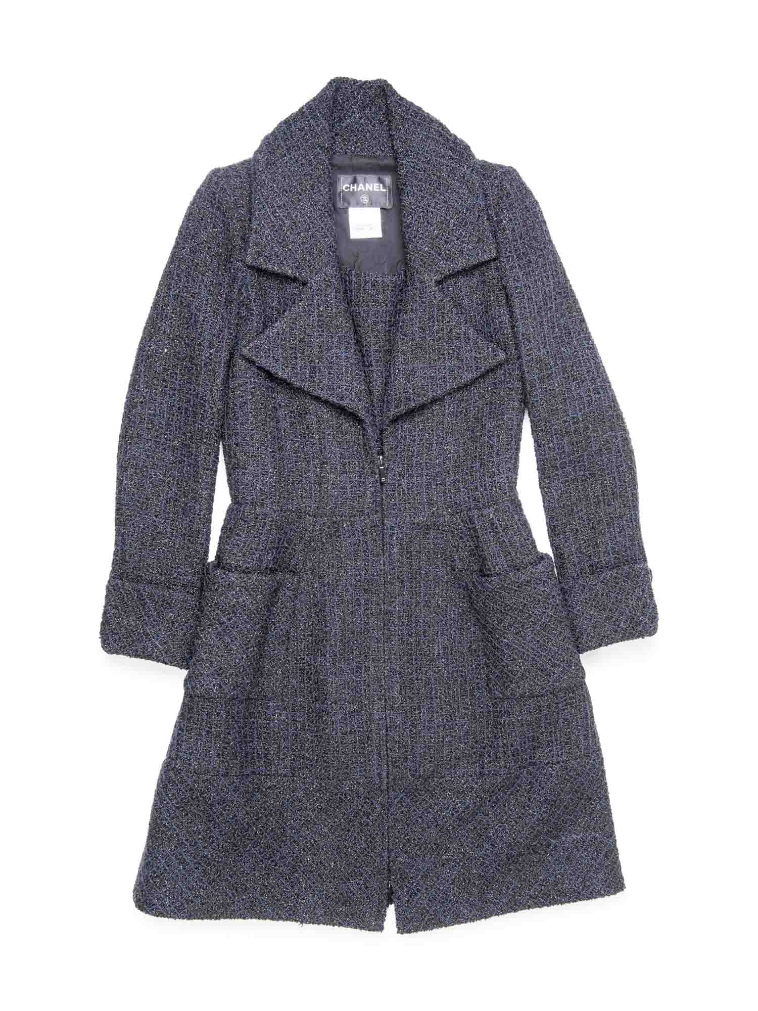 Chanel Métiers d'Art CC Logo Fitted A-Line Lesage Tweed Coat Black