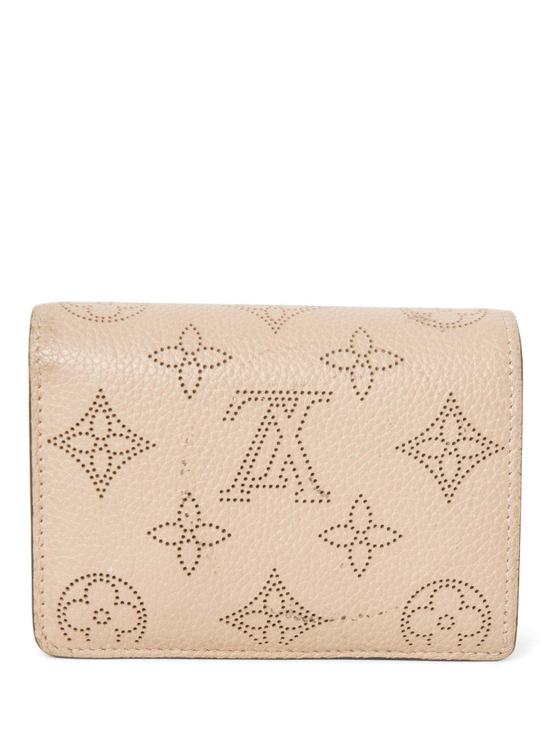 Louis Vuitton Logo Mahina Leather Compact Clea Wallet Taupe-designer resale