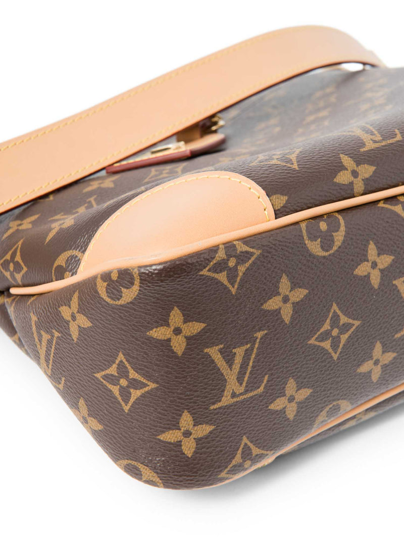 Louis Vuitton Monogram Odeon MM Messenger Bag Brown-designer resale
