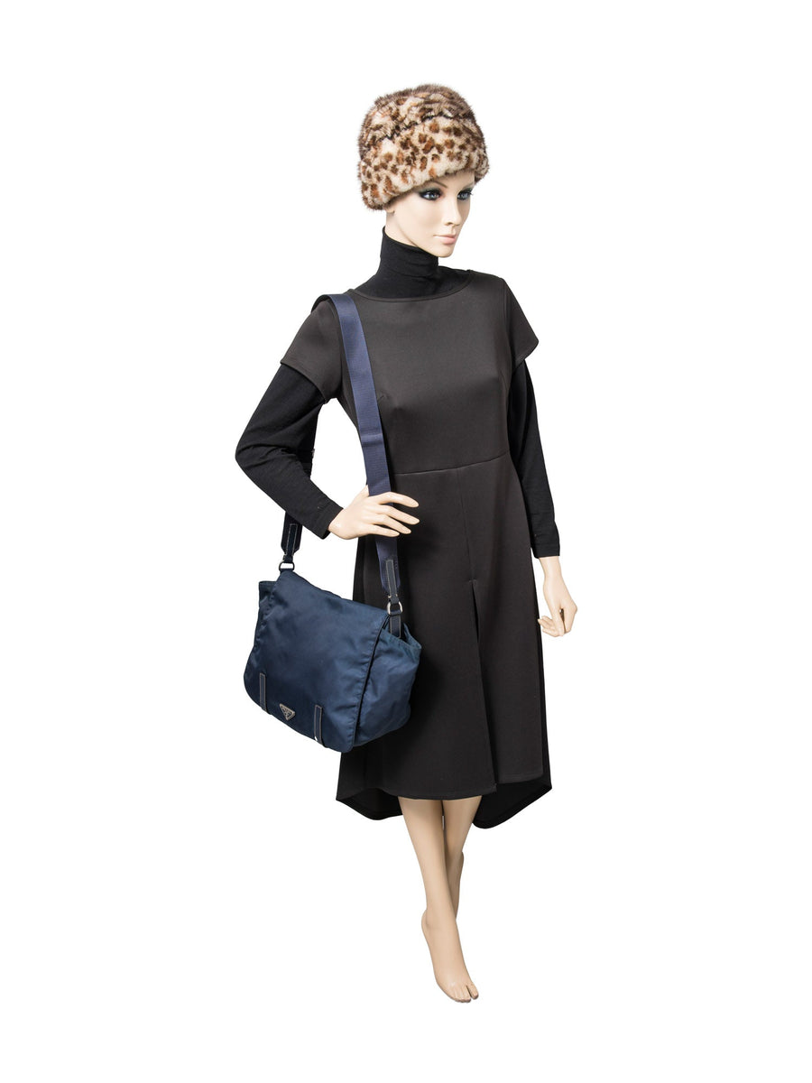 PRADA ネイビー メッセンジャーバッグ PRADAショルダーバッグ プラダメッセンジャーバッグショルダー