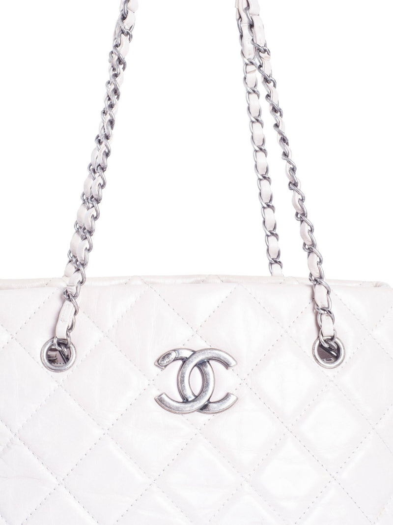 CHANEL CC Logo Quilted Leather Grand Shopper Bag Light Taupe-designer resale