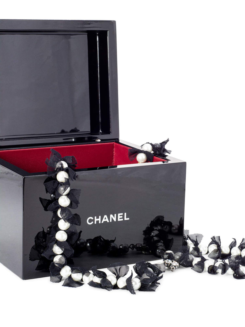 CHANEL Lacquered Beauty Jewelry Box Black-designer resale