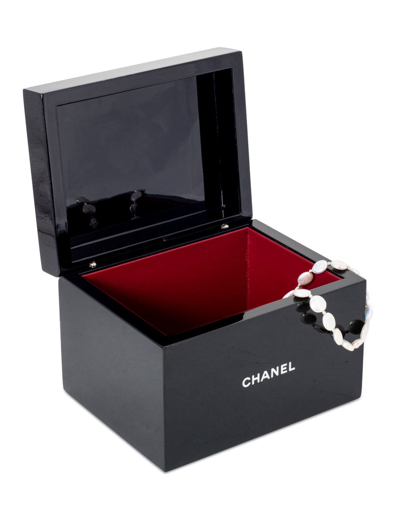 CHANEL Lacquered Beauty Jewelry Box Black-designer resale