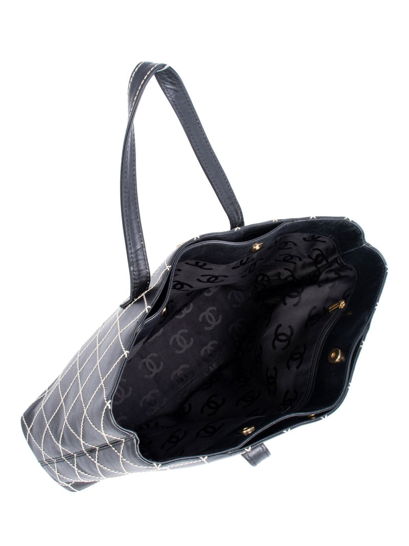 CHANEL Quilted Leather CC Logo Wild Stitch Shopper Bag Black-designer resale