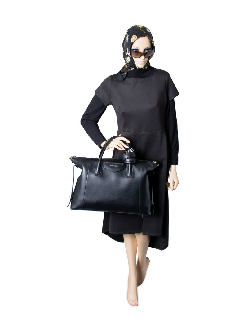 Givenchy Soft Leather Large Antigona Bag Black-designer resale