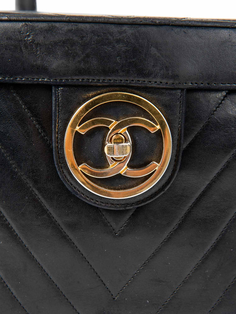 CHANEL CC Logo 24K Gold Plated Chevron Quilted Leather Globe Trotter Black-designer resale