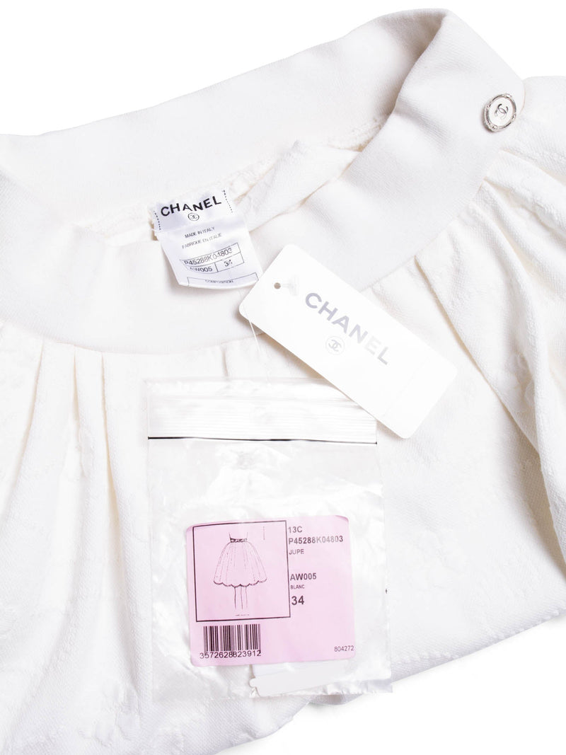 CHANEL CC Logo Camellia Knit Aline Mini Skirt White-designer resale