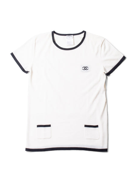 CHANEL-CC-Logo-Cashmere-Knit-T