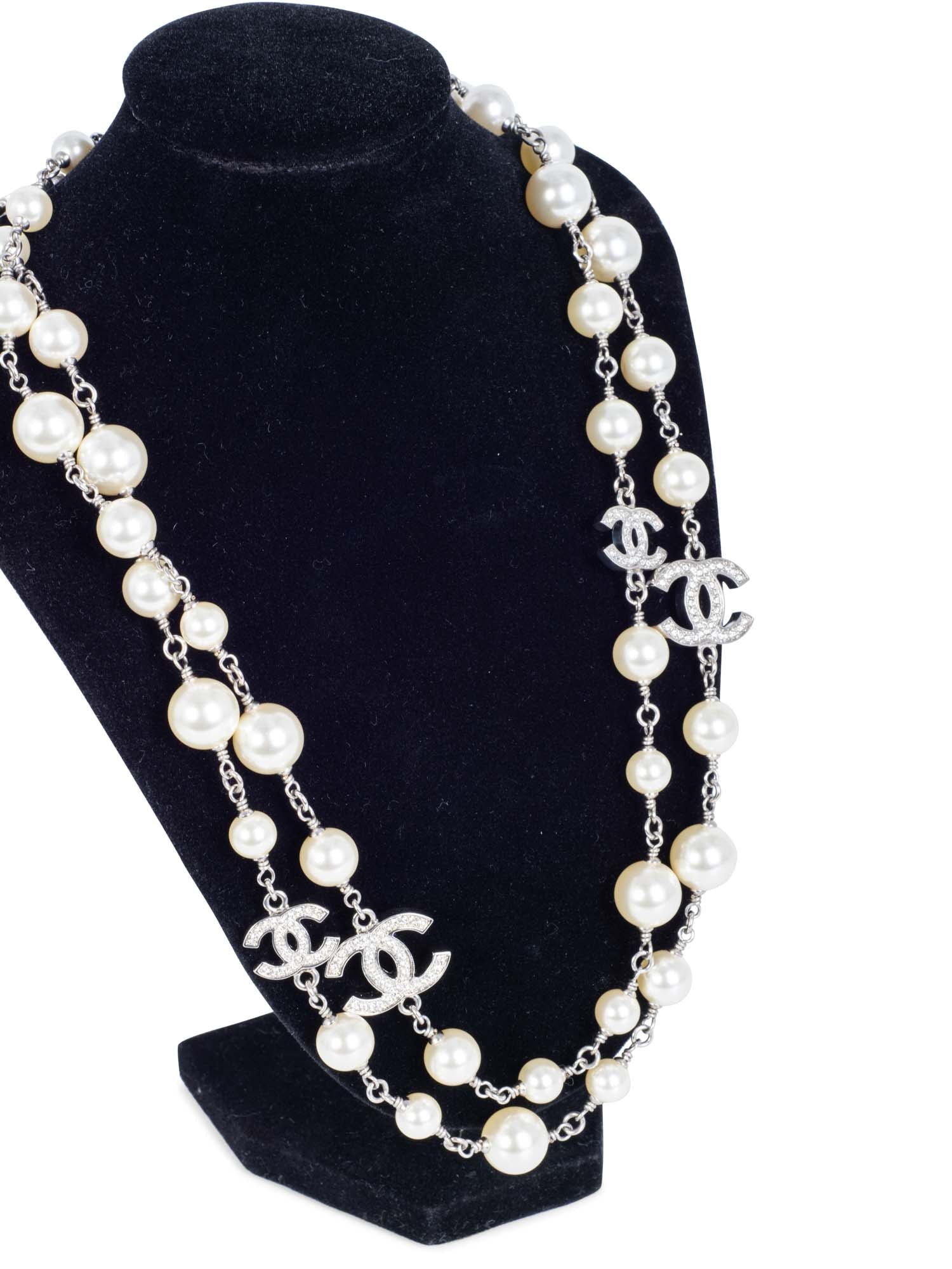 CHANEL CC Logo Pearl Crystal Necklace Silver