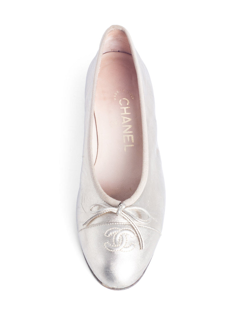 CHANEL CC Logo Shiny Leather Bowtie Cap Toe Ballet Flats Gold-designer resale