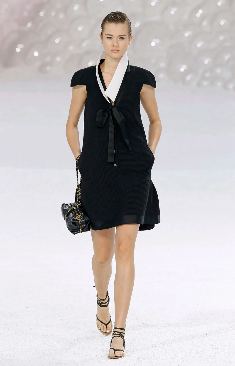 Chanel Runway CC Logo White Collar Bow Mini Dress Black White