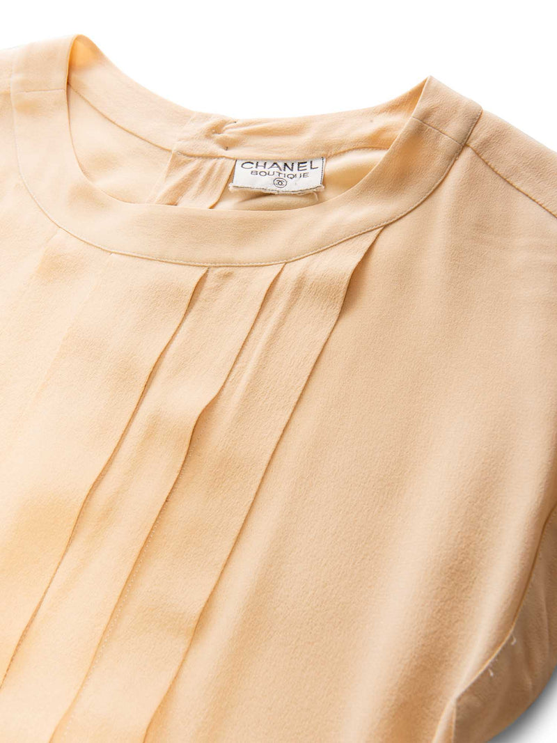 CHANEL Vintage CC Logo Pleated Slik Blouse Beige Gold-designer resale