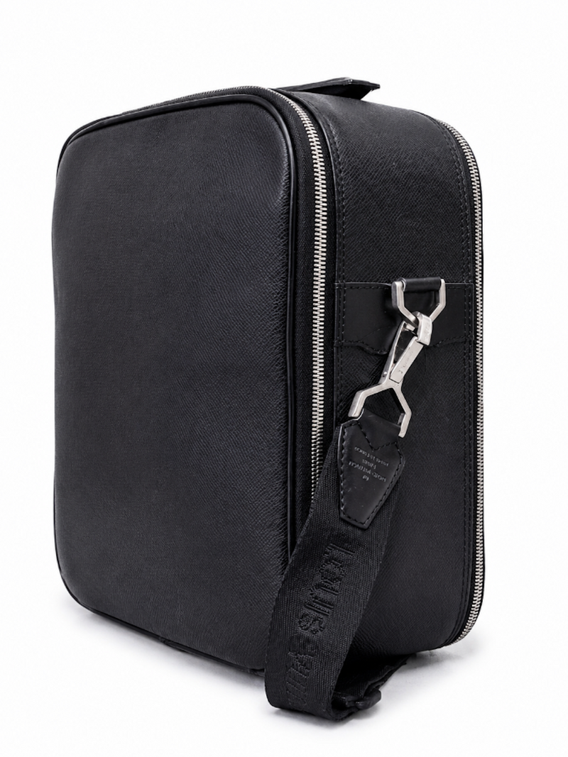 Louis Vuitton Taiga Crossbody Travel Weekender Bag Black