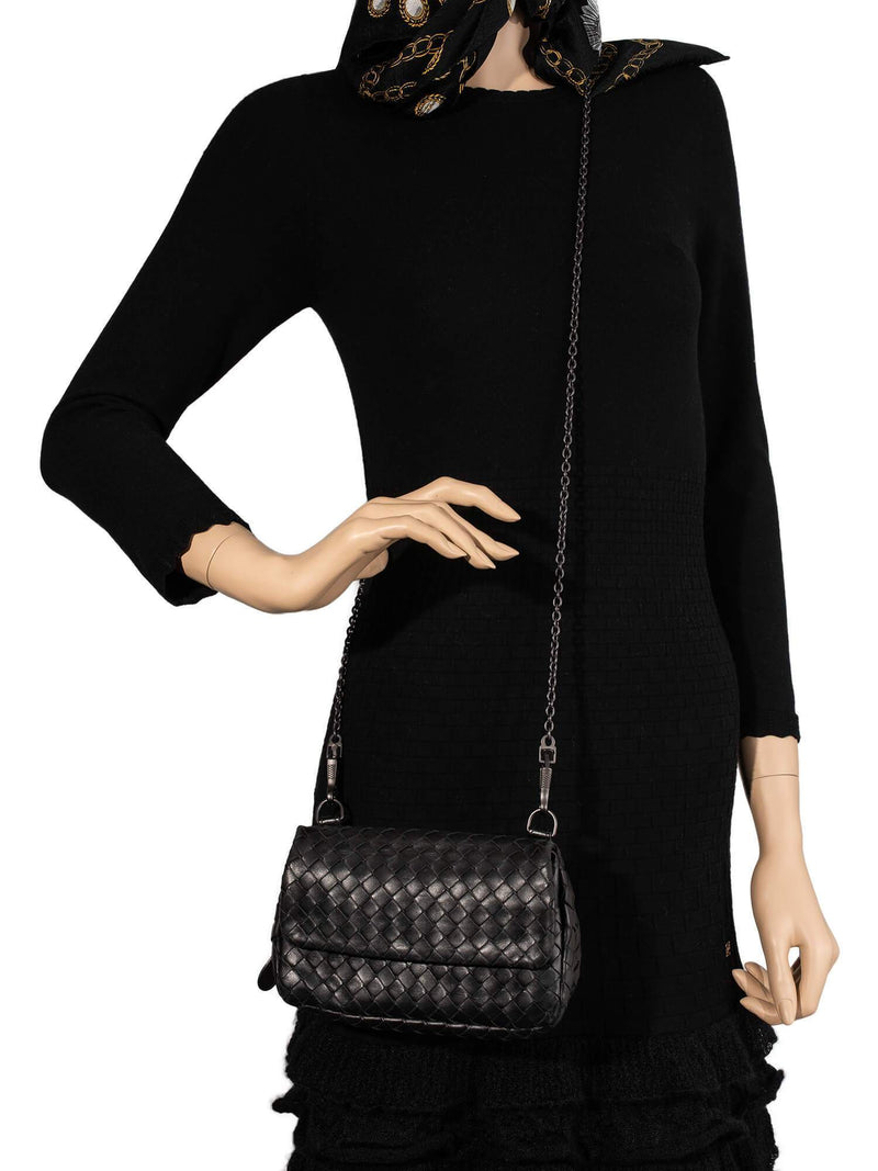 Bottega Veneta Leather Messenger Bag Black-designer resale