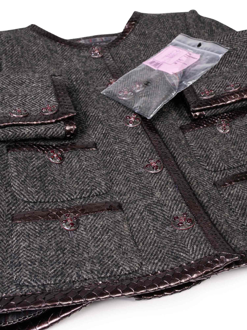 CHANEL CC Logo Gripoix Tweed Fringe Fitted Jacket Green
