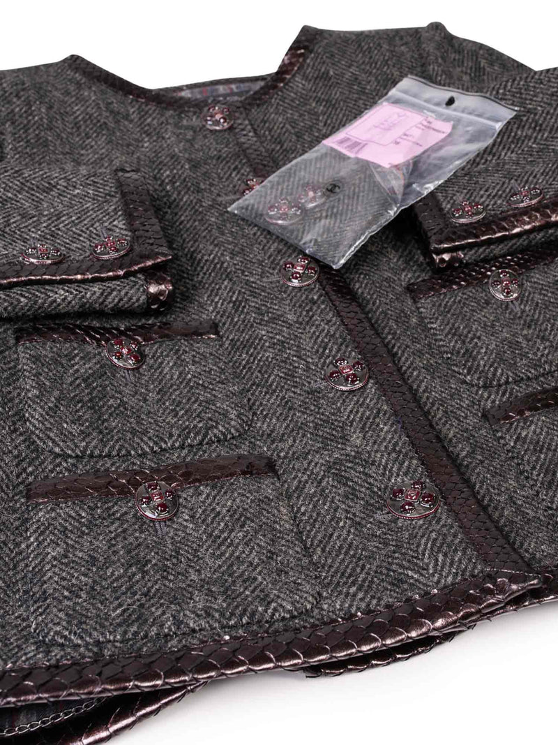 CHANEL CC Logo Gripoix Tweed Fringe Fitted Jacket Green-designer resale
