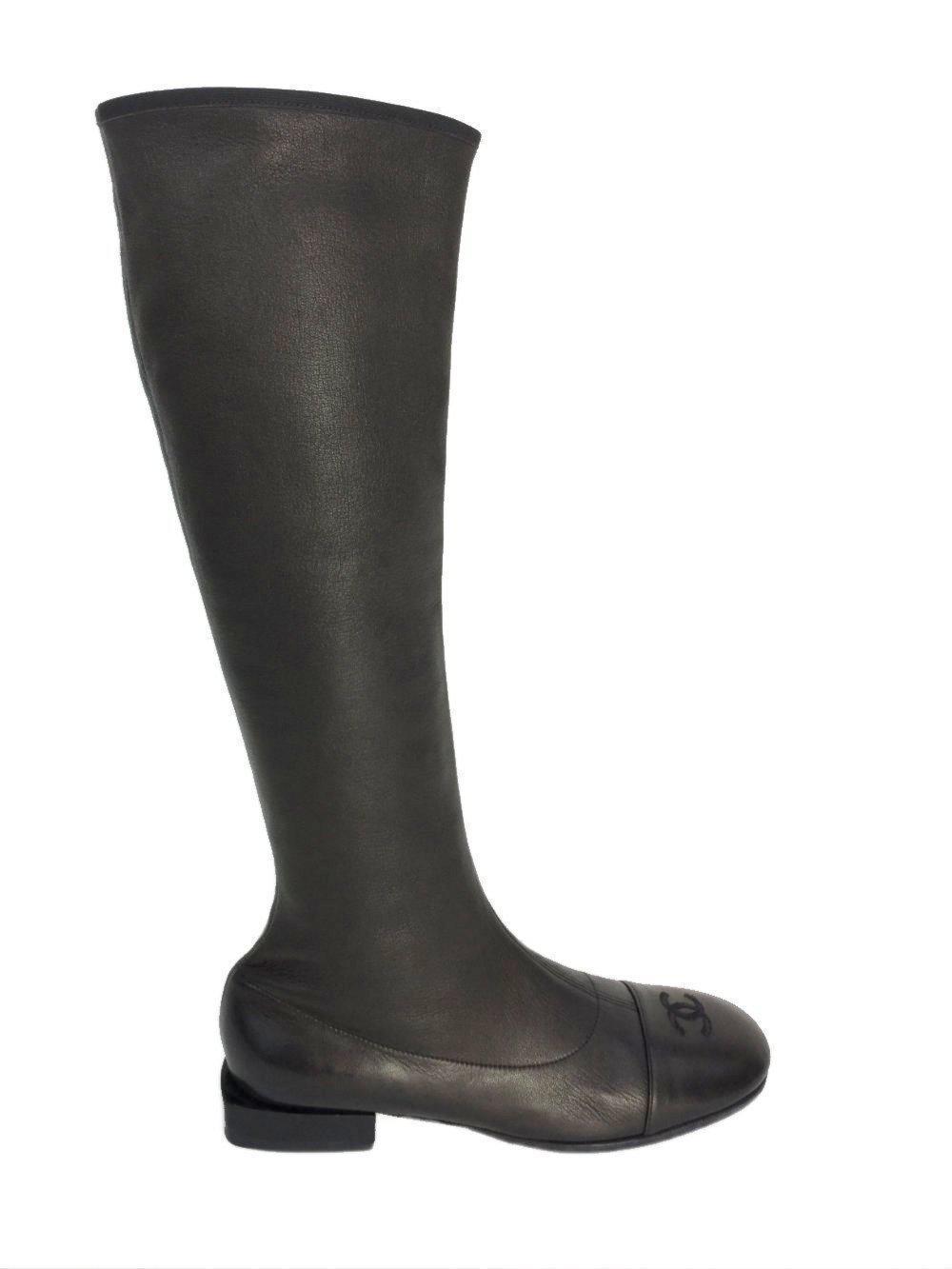 CHANEL CC Logo Leather Round Cap Toe Flat Boots Black-designer resale