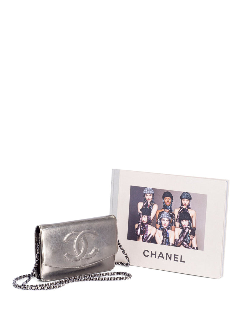 Chanel Silver Metallic Long Signature CC USA Lambskin Wallet