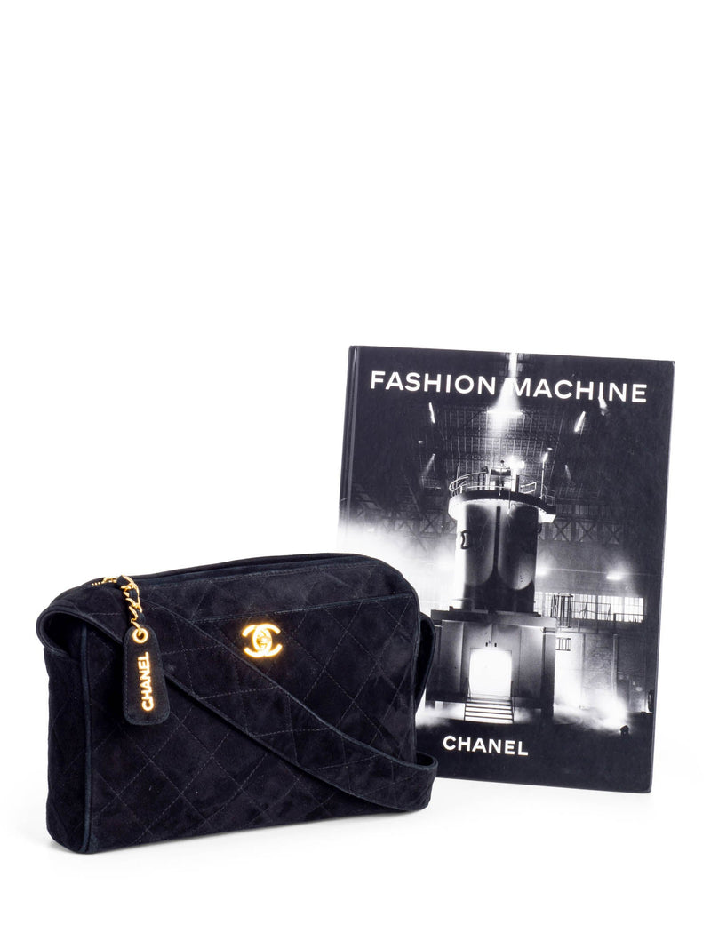 Chanel - Authenticated Handbag - Velvet Black Plain for Women, Good Condition