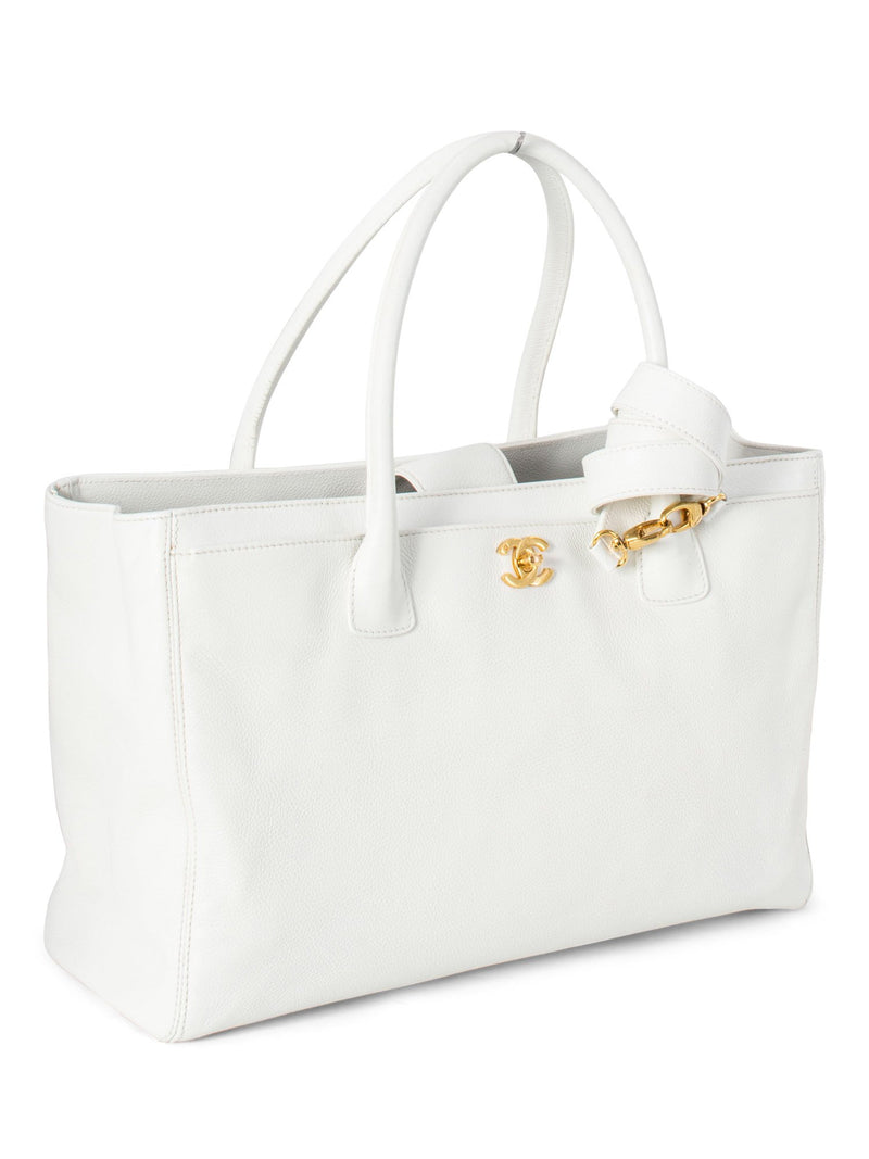 CHANEL Caviar Leather Cerf Executive Shopper Tote White