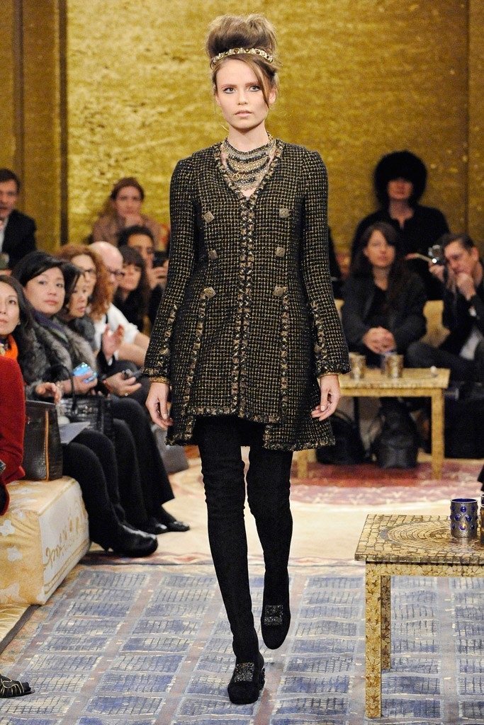CHANEL Lesage Tweed Fitted Jacket Gold Black-designer resale