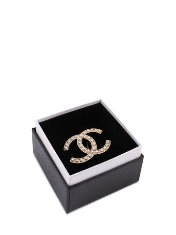 CHANEL Pearl CC Logo Pin Gold-designer resale