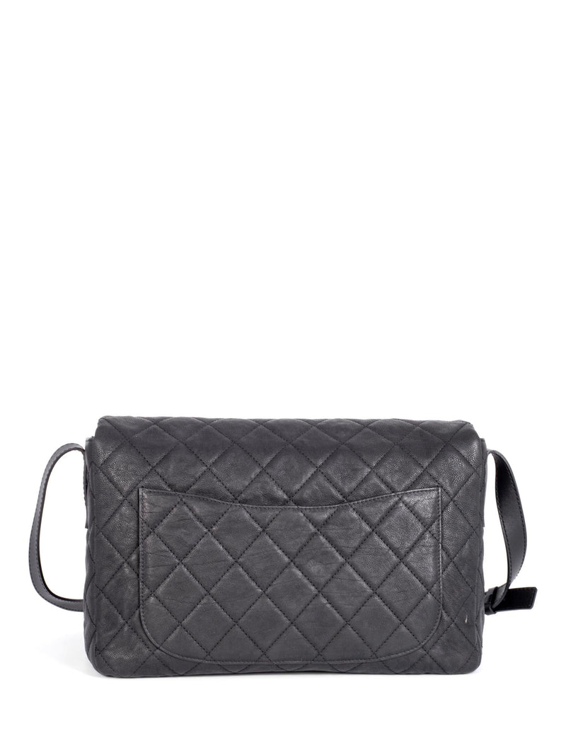 CHANEL Quilted Caviar Maxi Reissue Flap Messenger Bag Black-designer resale