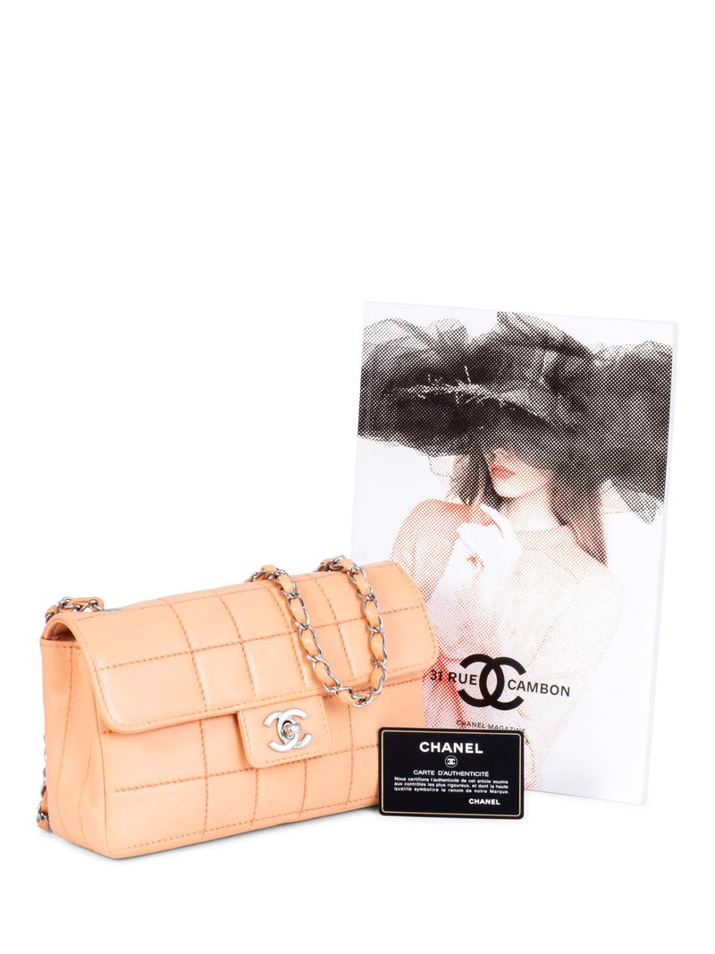 CHANEL Quilted Leather CC Logo Flap Messenger Bag Peach-designer resale