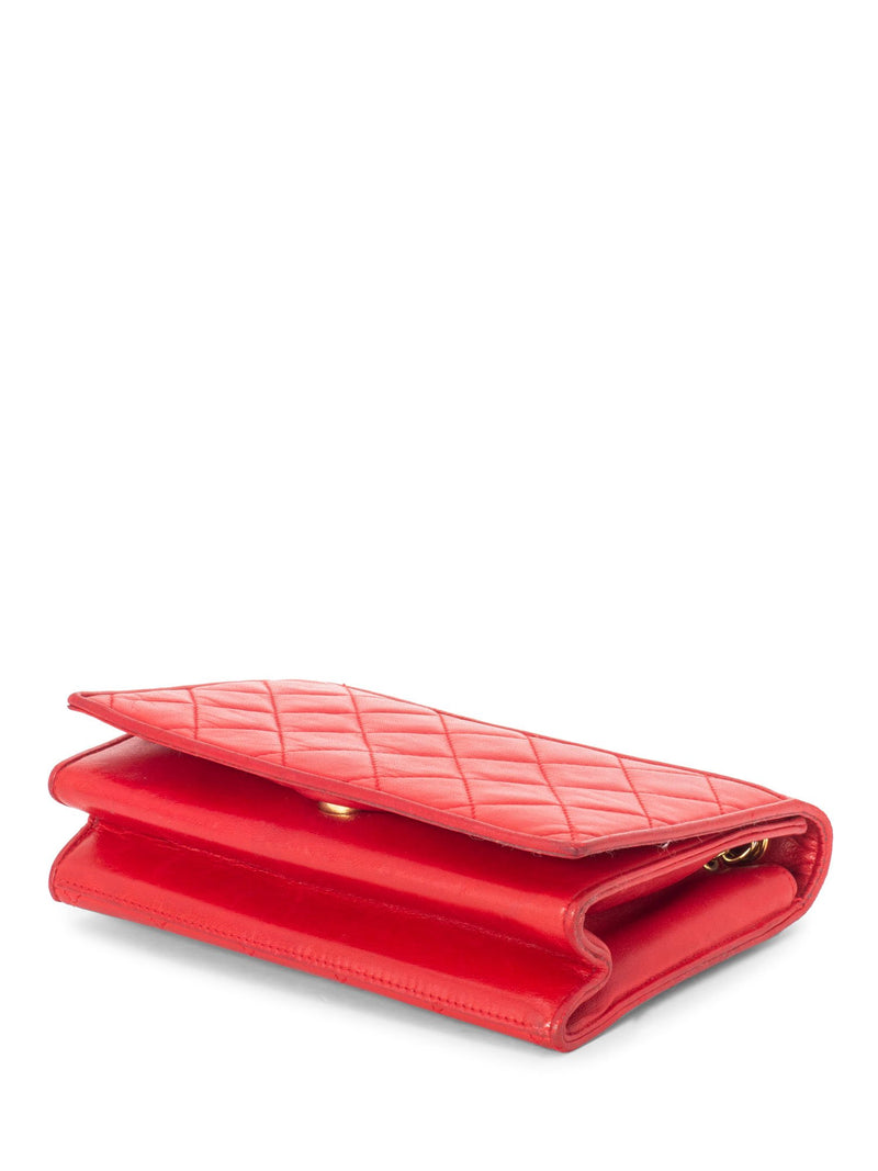 CHANEL Quilted Leather CC Logo Flap Messenger Bag Red-designer resale