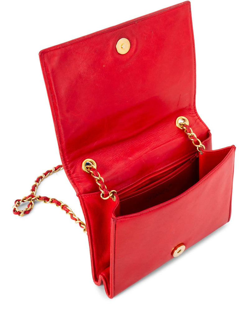 CHANEL Quilted Leather CC Logo Flap Messenger Bag Red-designer resale