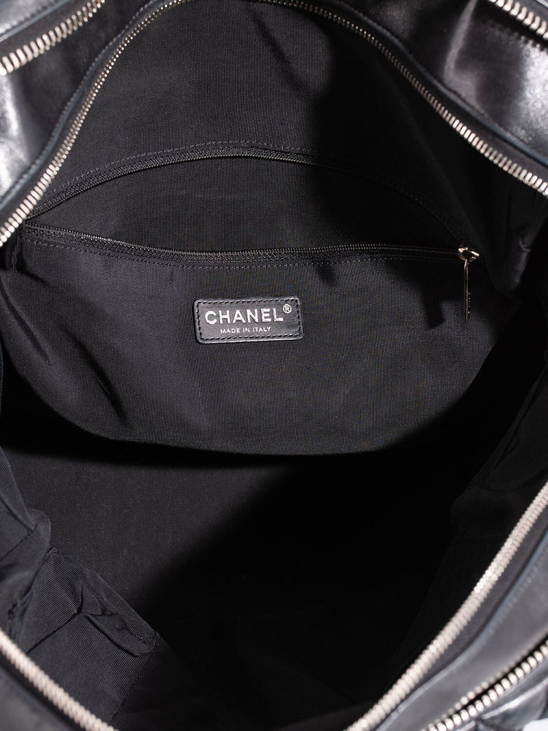 CHANEL Quilted Leather CC Logo Large Bag Black-designer resale
