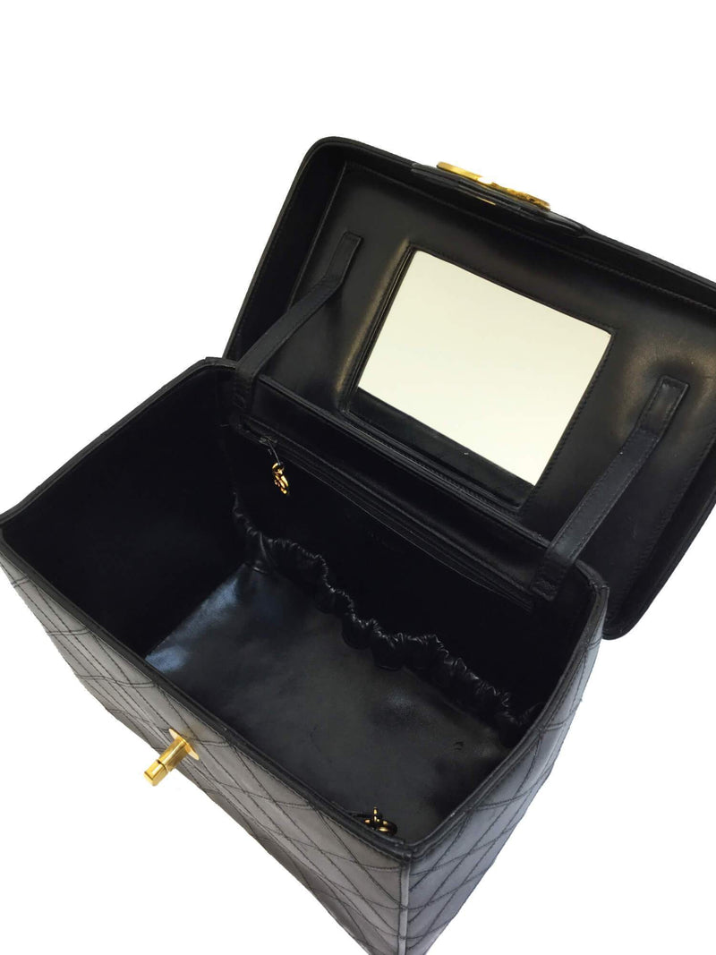 CHANEL Quilted Leather CC Vanity Globe Trotter Bag Black-designer resale