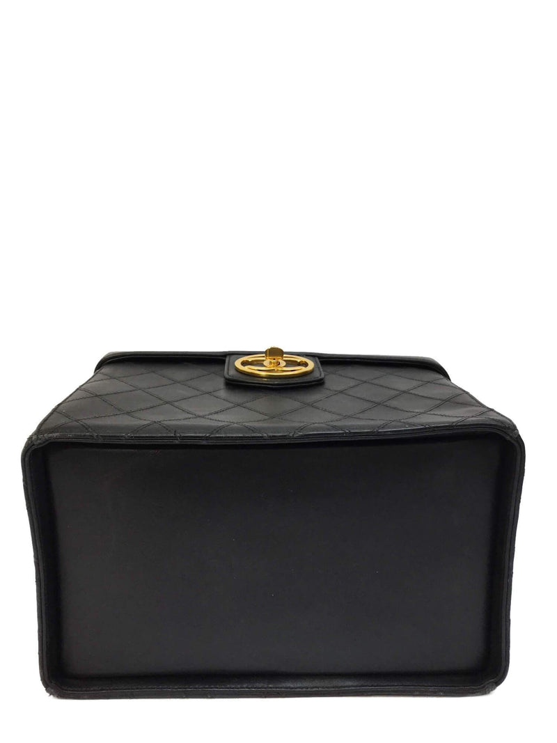 CHANEL Quilted Leather CC Vanity Globe Trotter Bag Black-designer resale