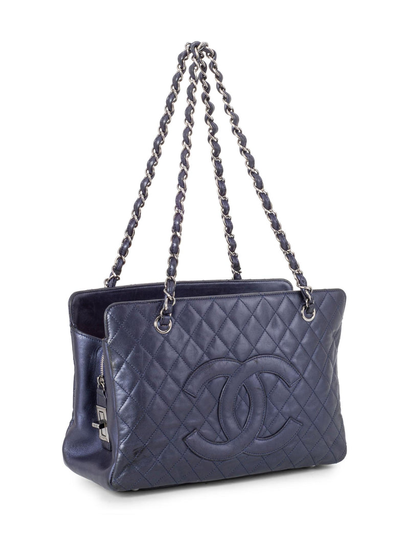 Pre Loved Chanel Blue Tweed Shoulder Bag with Chain Strap