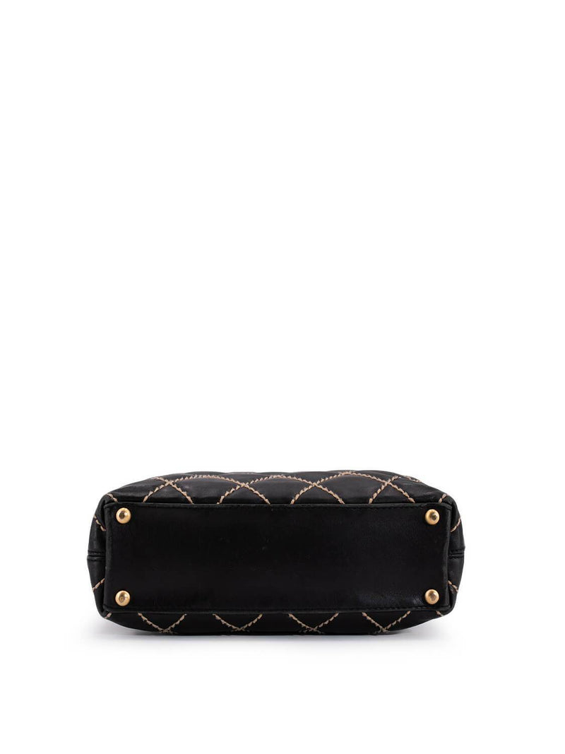 CHANEL Quilted Leather Surpique Bag Black-designer resale