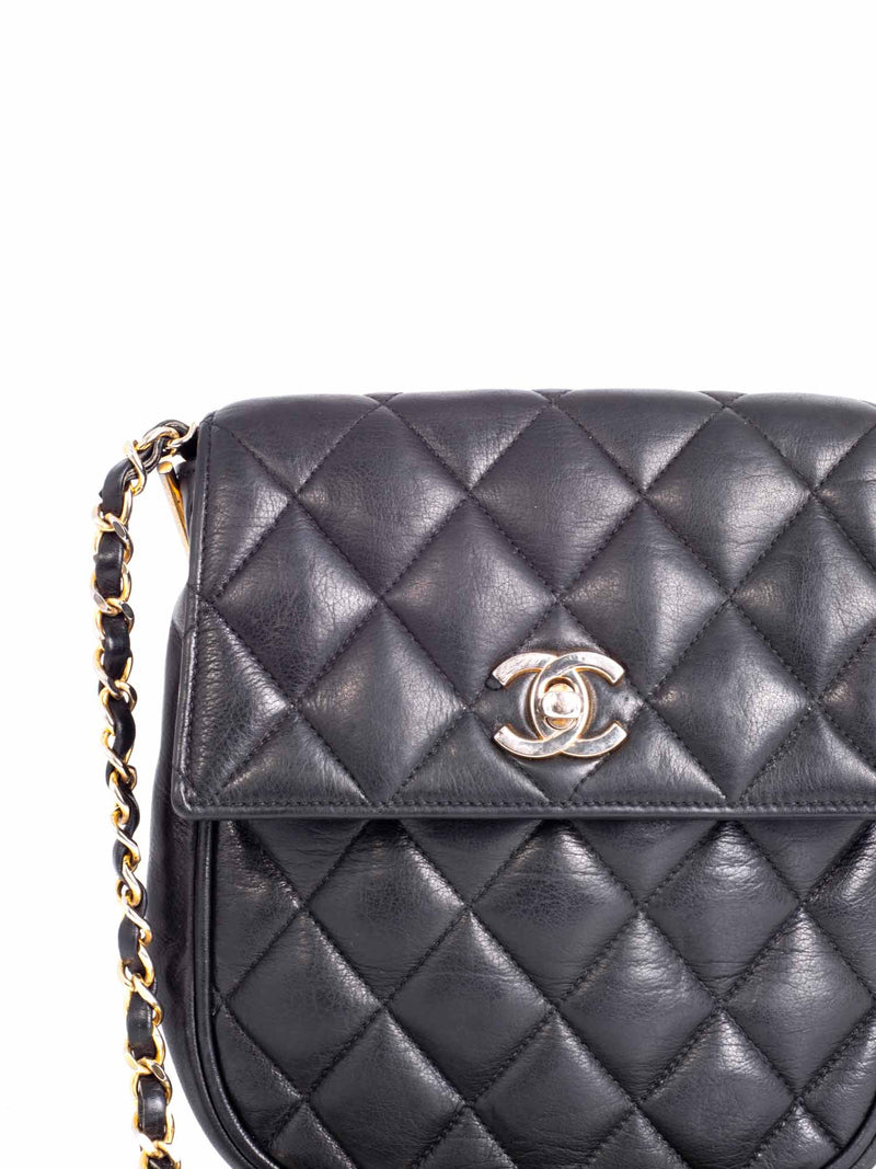 CHANEL Vintage CC Logo Quilted Leather Flap Messenger Bag Black