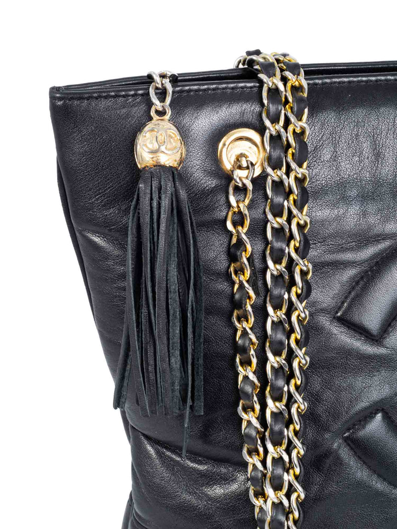 Chanel Vintage Tassel Camera Bag in Black | MTYCI