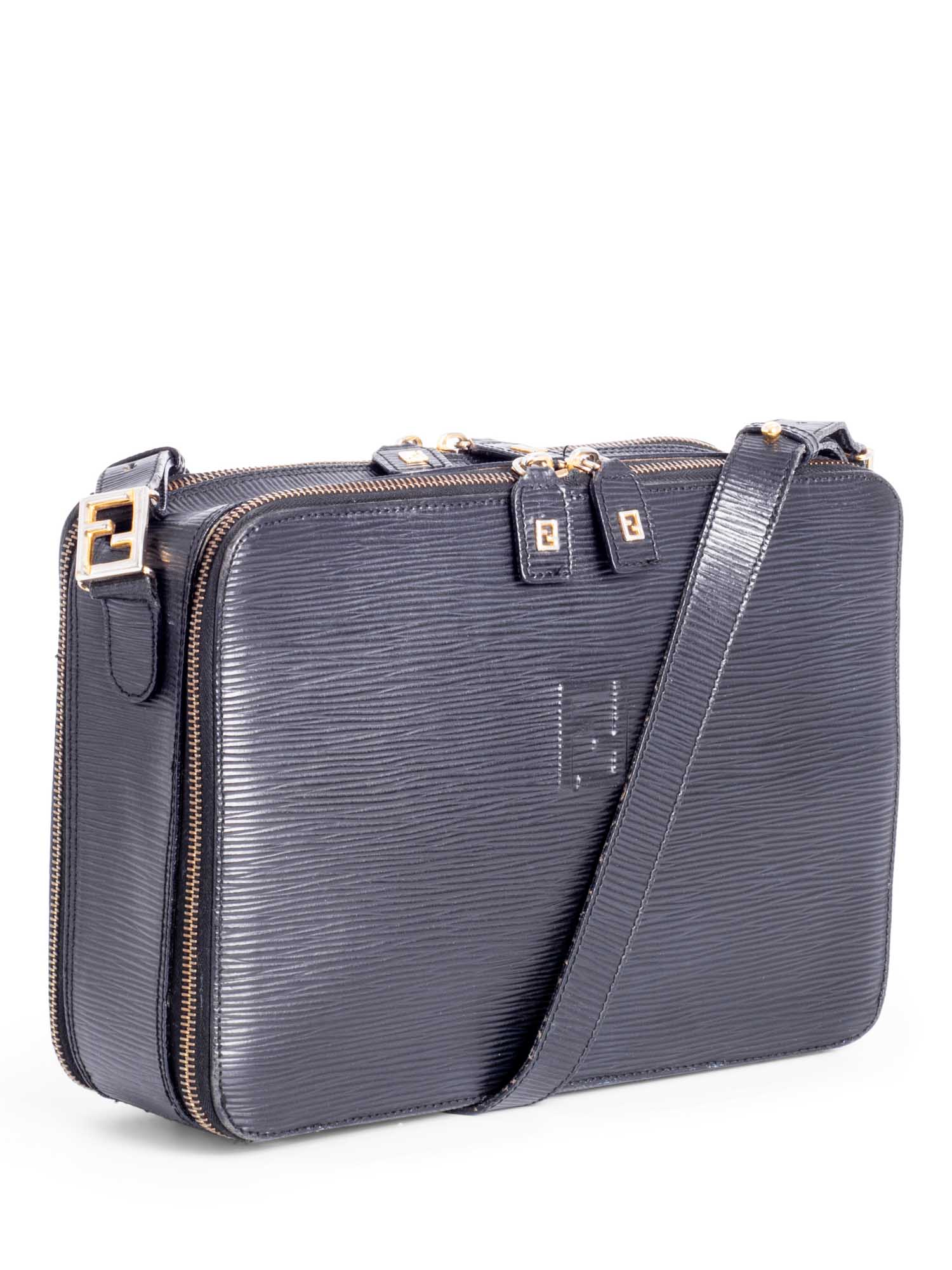 人気メーカー・ブランド Fendi Vintage Leather Zucca Zip Around Messenger Bag Black バッグ