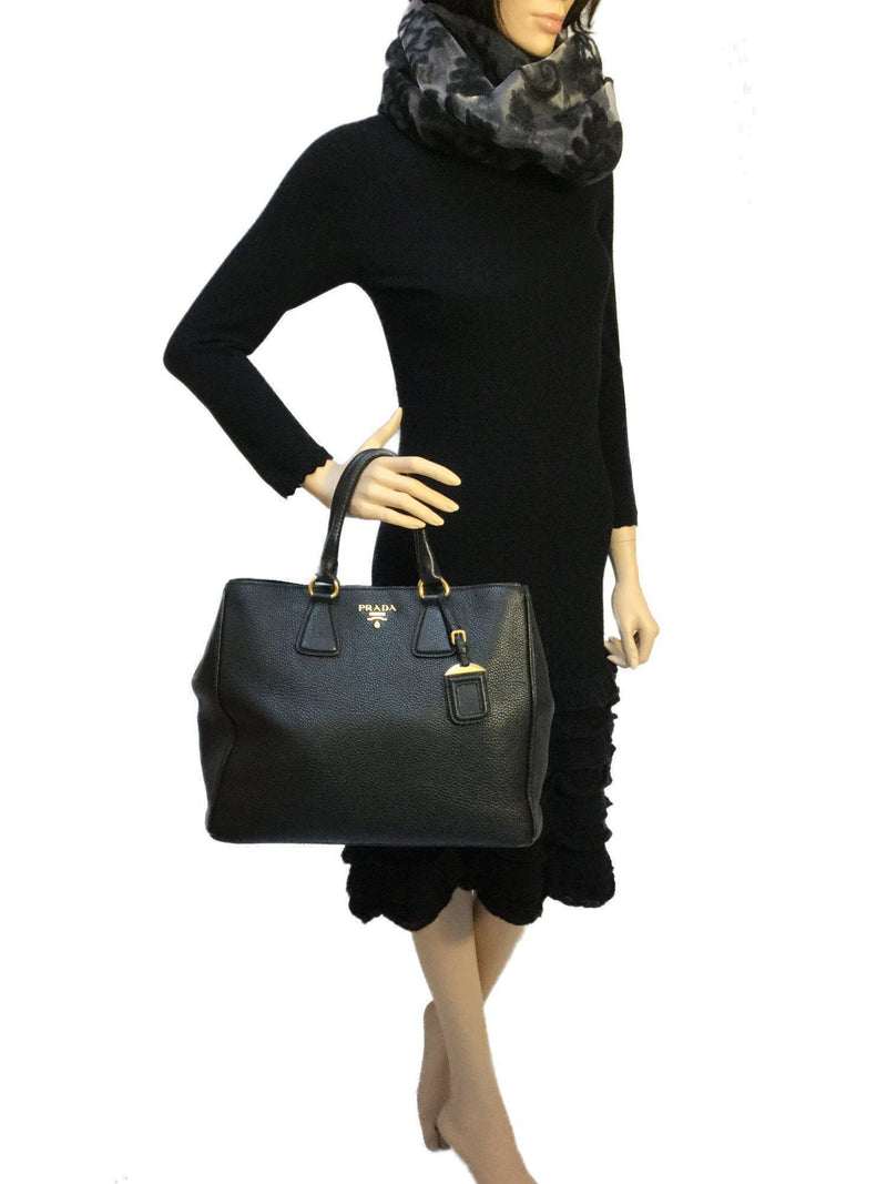 Galleria Tote Bag Black Pebbled Leather Strap Gold Hardware-designer resale