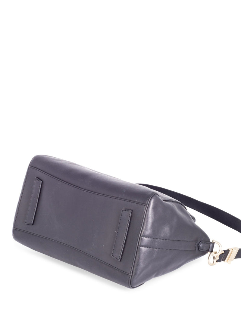 Givenchy Leather Medium Antigona Bag Black-designer resale
