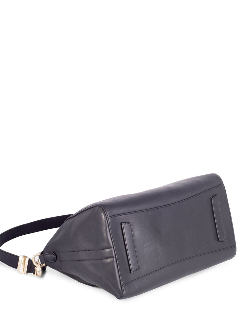 Givenchy Leather Medium Antigona Bag Black-designer resale