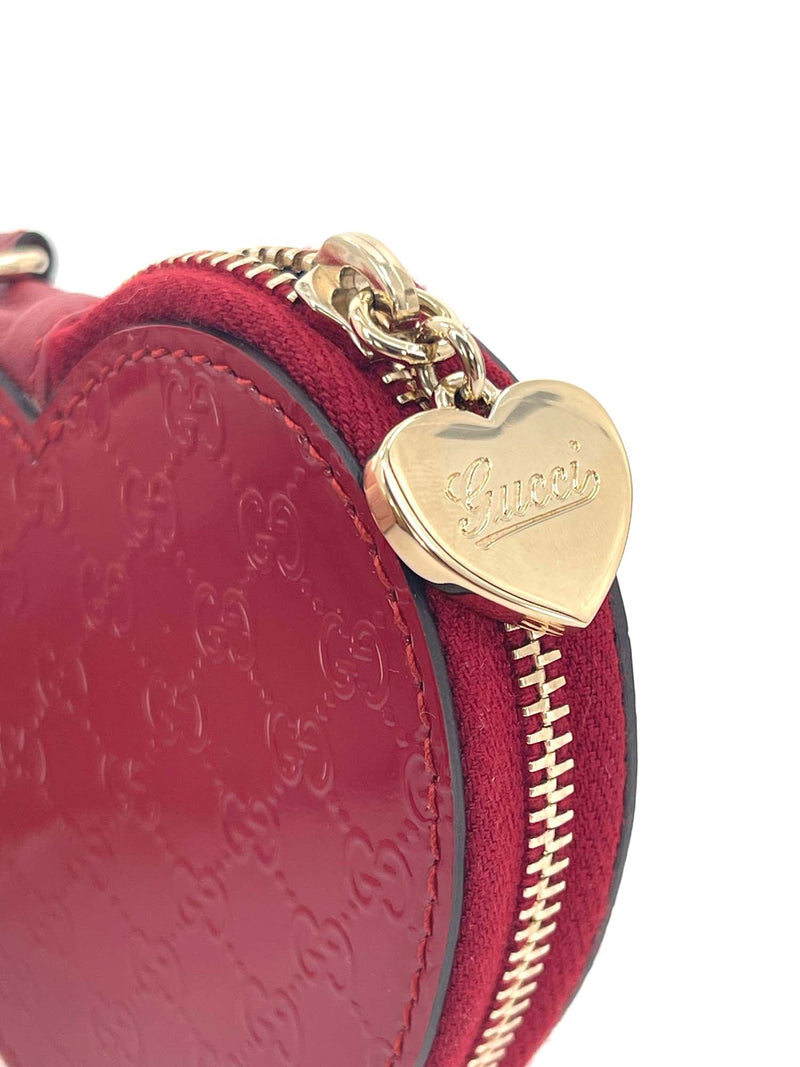 Gucci GG Supreme Heart Shaped Coin Pouch Red-designer resale