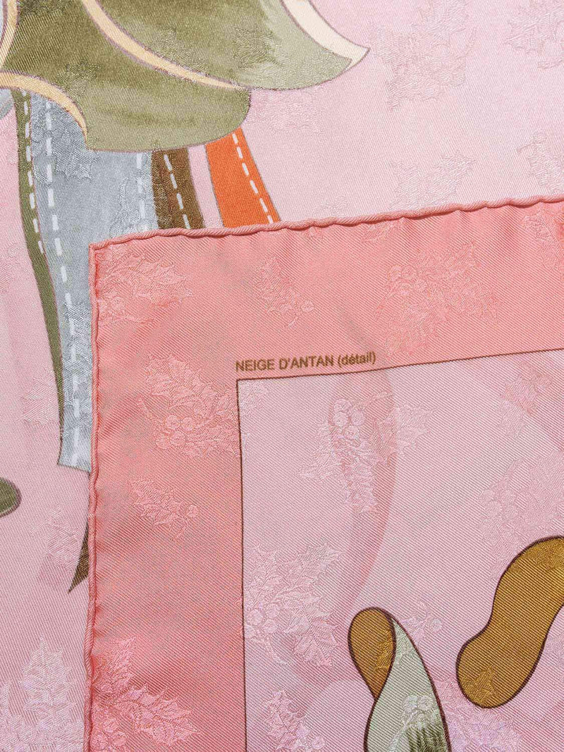 Hermes Jacquard Silk Neige D'Antan Holly Scarf 90 Pink-designer resale
